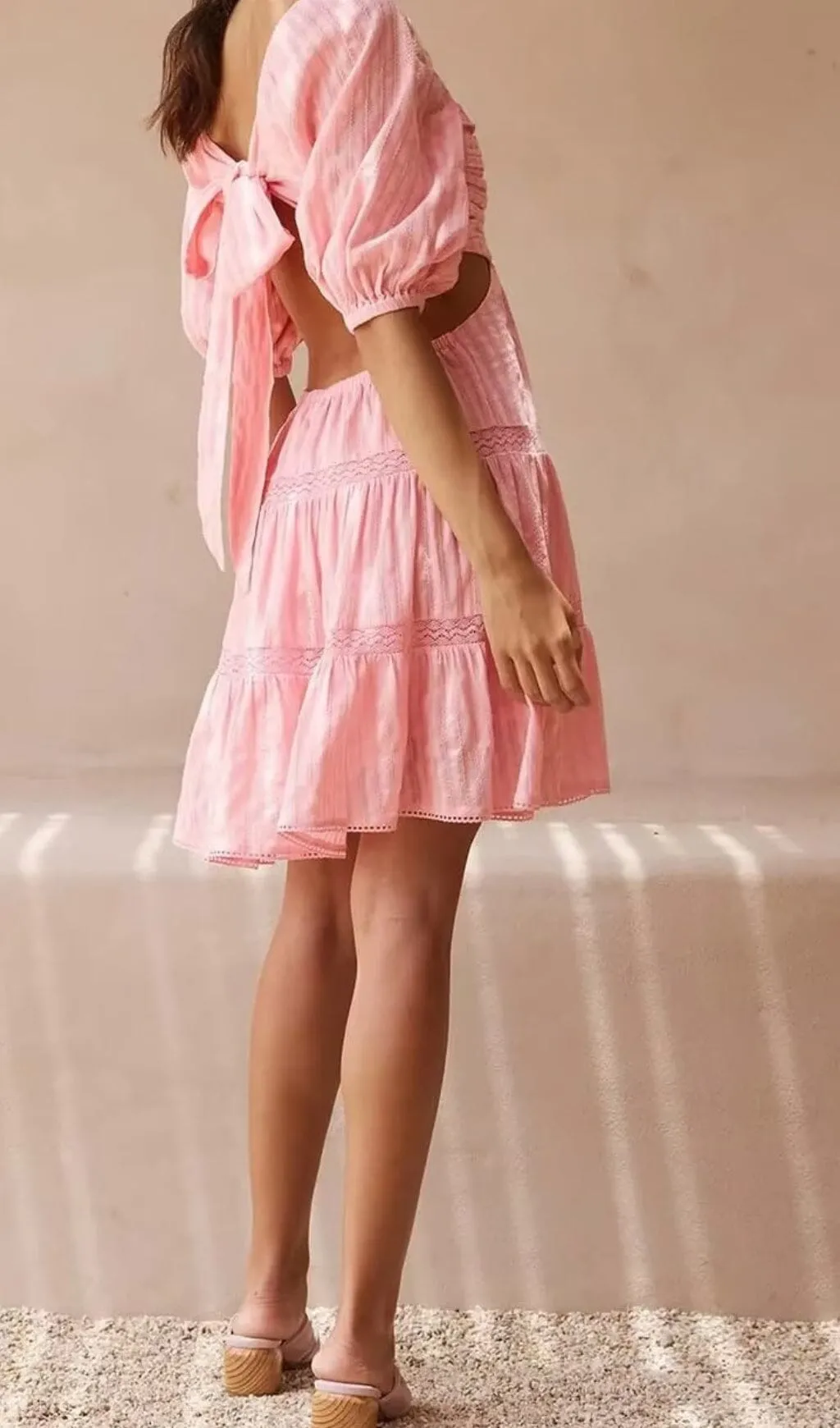 PUFF SLEEVE LACE MINI DRESS IN PINK Gloria Lanvin
