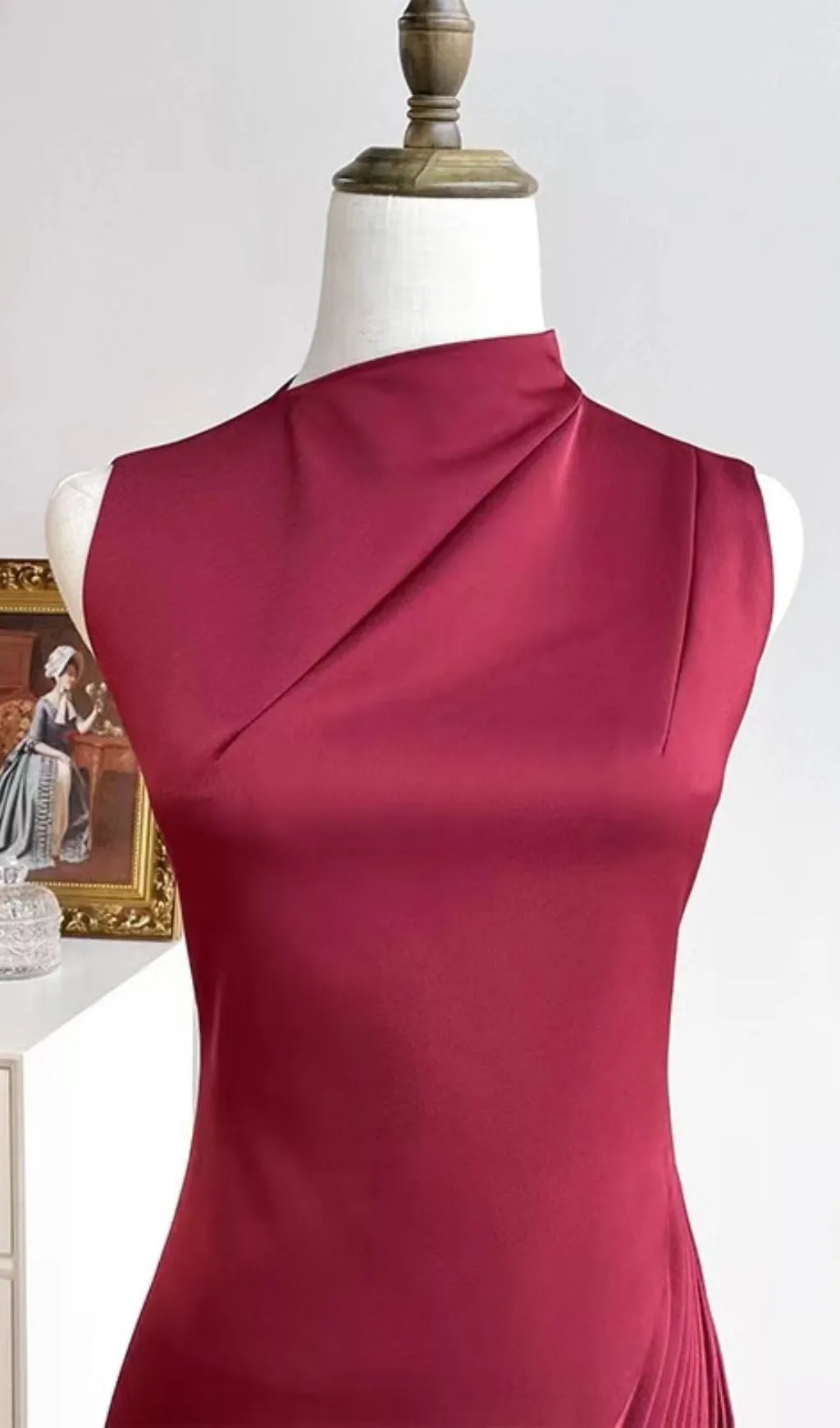 RED DIAGONAL PLEATED MIDI DRESS Gloria Lanvin