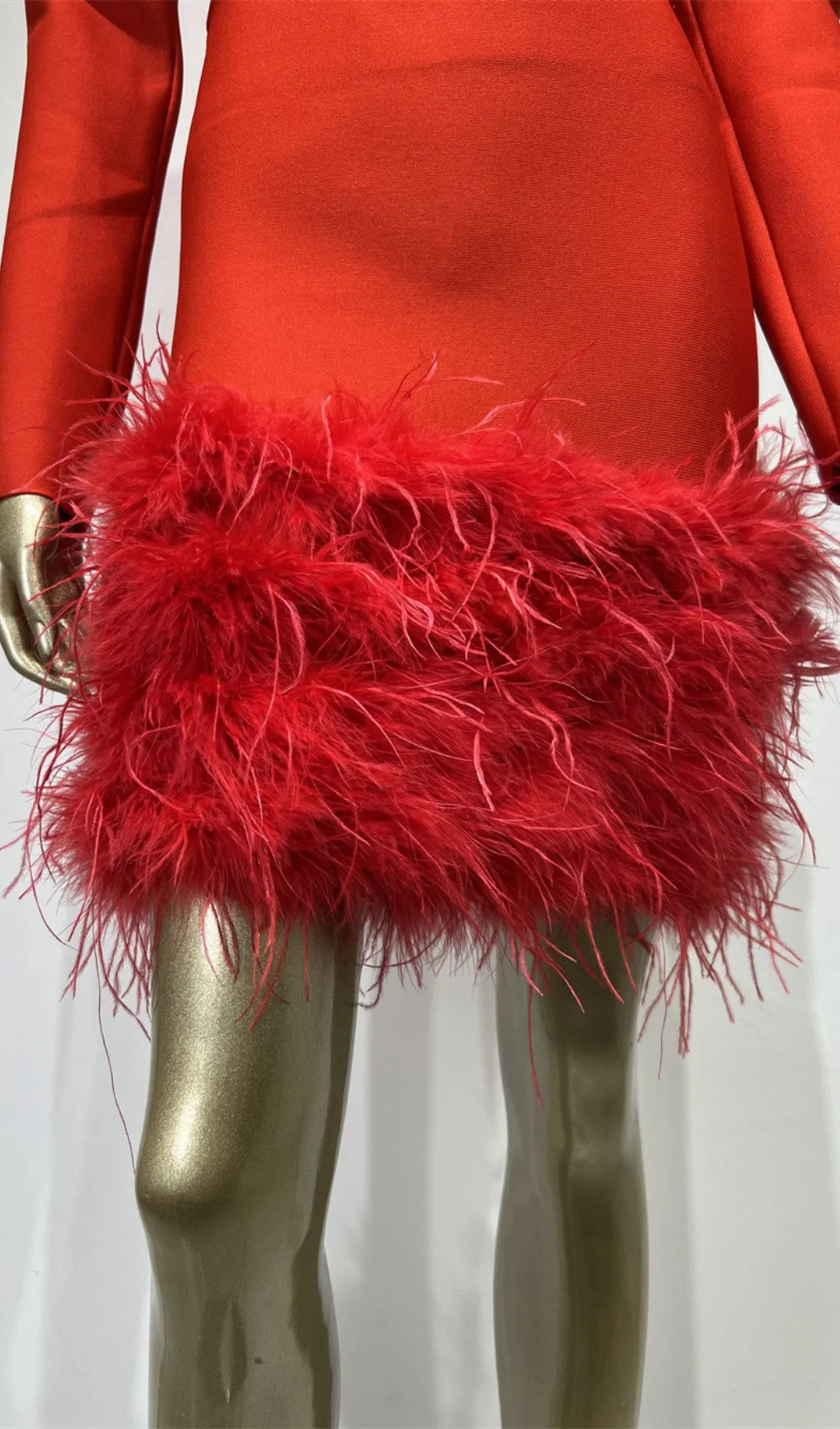 RHINESTONE CUTOUT FEATHER BANDAGE DRESS IN RED Gloria Lanvin
