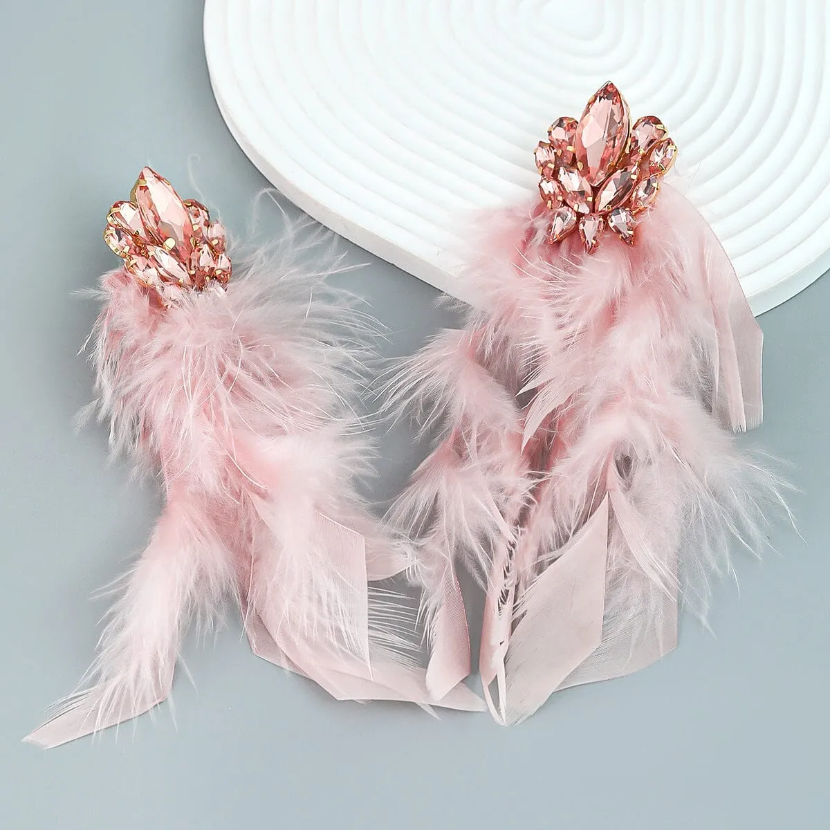 RHINESTONE FEATHER EARRINGS Gloria Lanvin