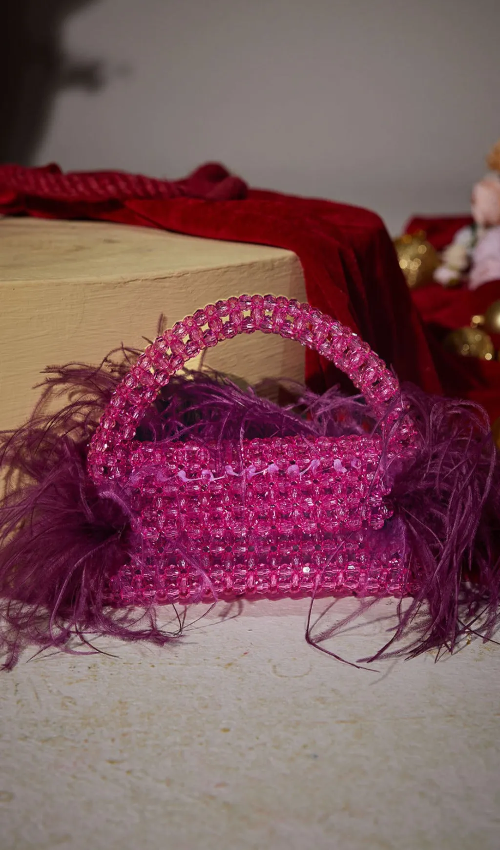RHINESTONE FEATHER FRINGE CLUTCH Gloria Lanvin