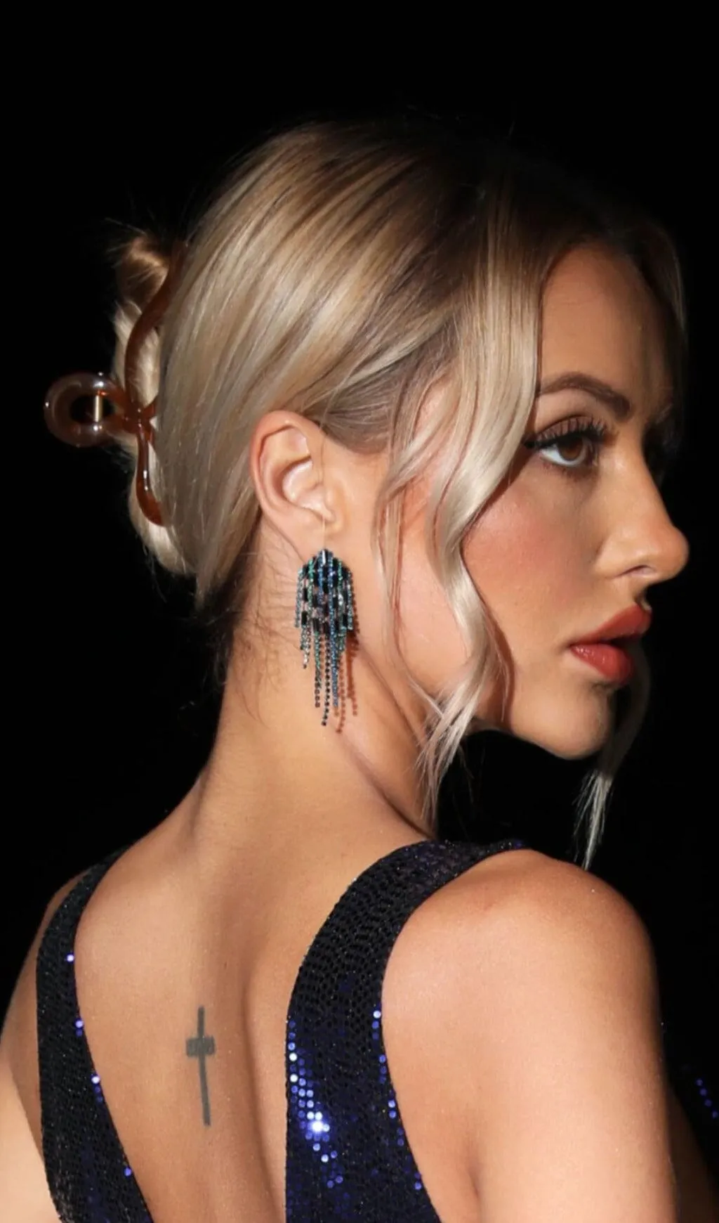 RHINESTONE FRINGE EARRINGS Gloria Lanvin