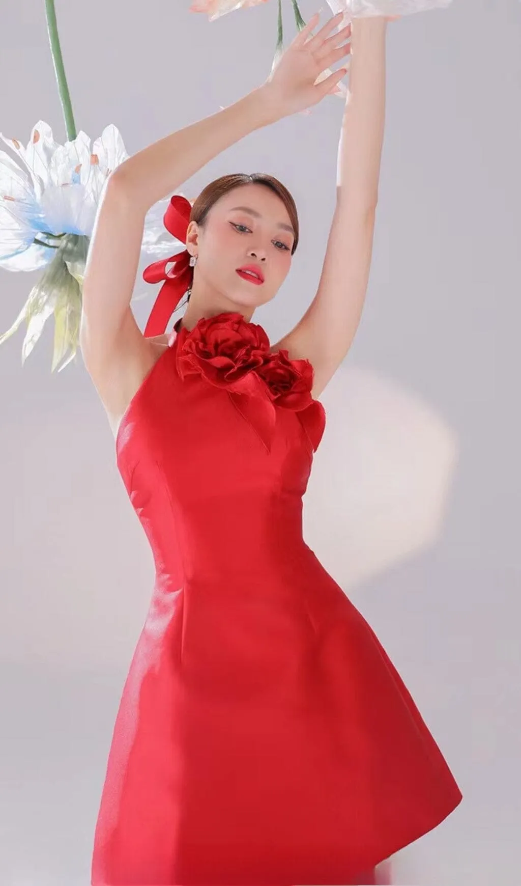 ROSE EMBELLISHED SATIN MINI DRESS IN RED Gloria Lanvin