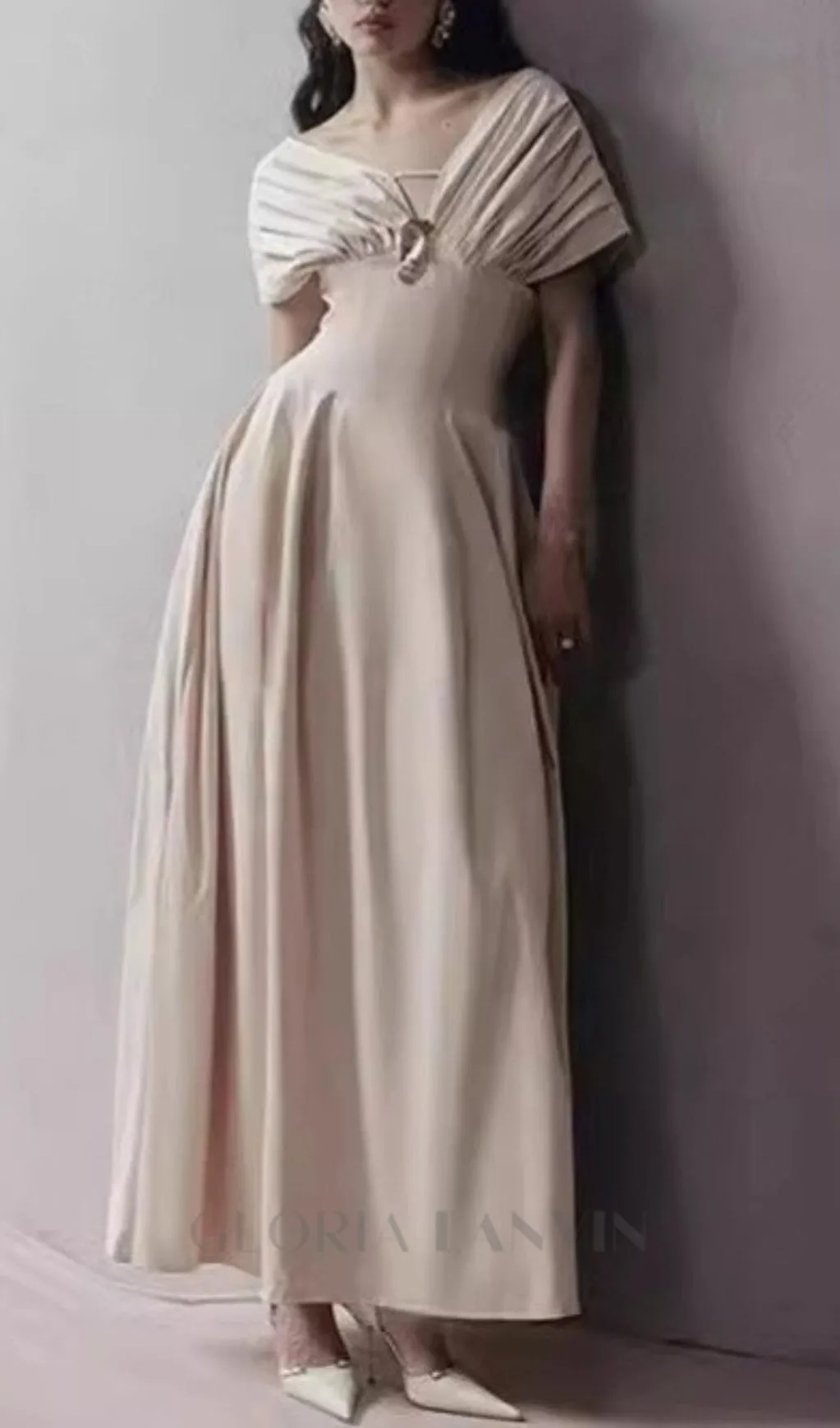 RUCHED SHOULDER MAXI DRESS IN APRICOT Gloria Lanvin