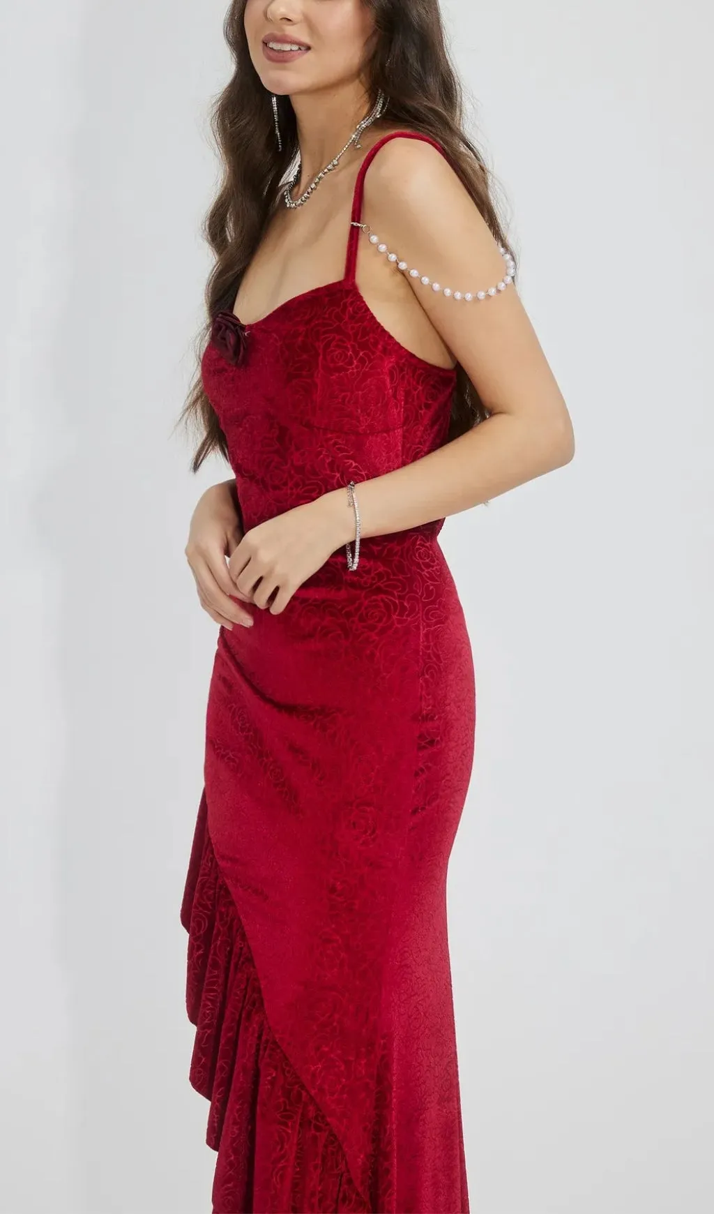 RUFFLED BODYCON SUSPENDER MAXI DRESS IN RED Gloria Lanvin