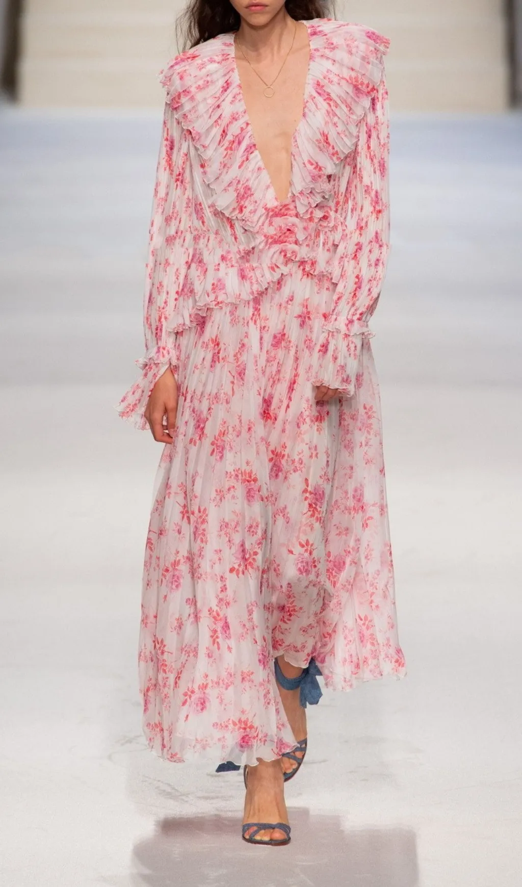 RUFFLED FLORAL-PRINT PLISS-CHIFFON MAXI DRESS Gloria Lanvin