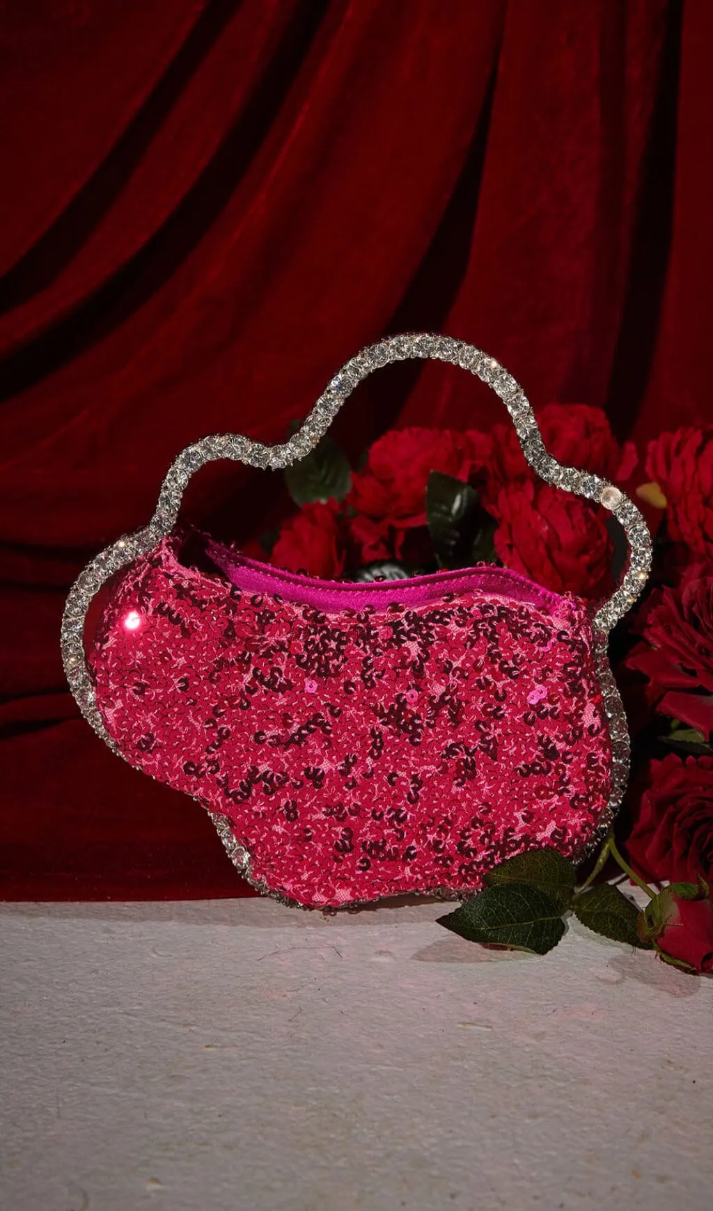 SEQUIN CLOUD CLUTCH IN HOT PINK Gloria Lanvin