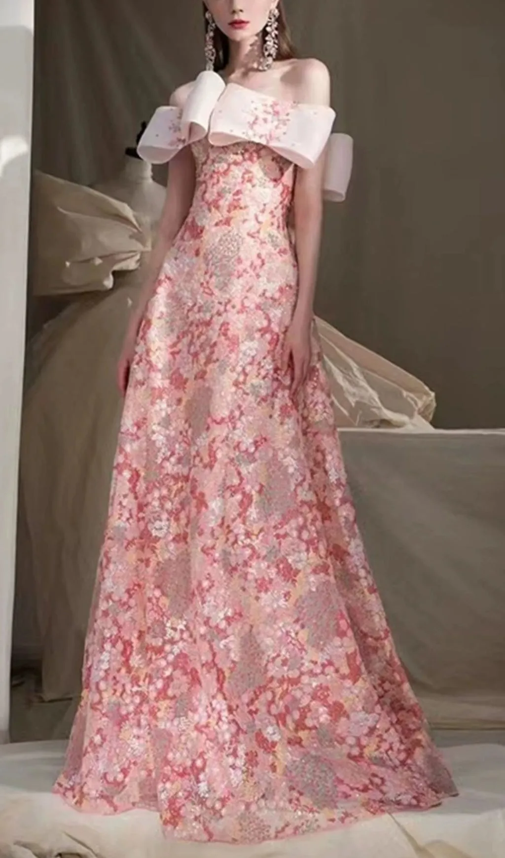 SEQUIN STRAPLESS FLORAL MAXI DRESS Gloria Lanvin