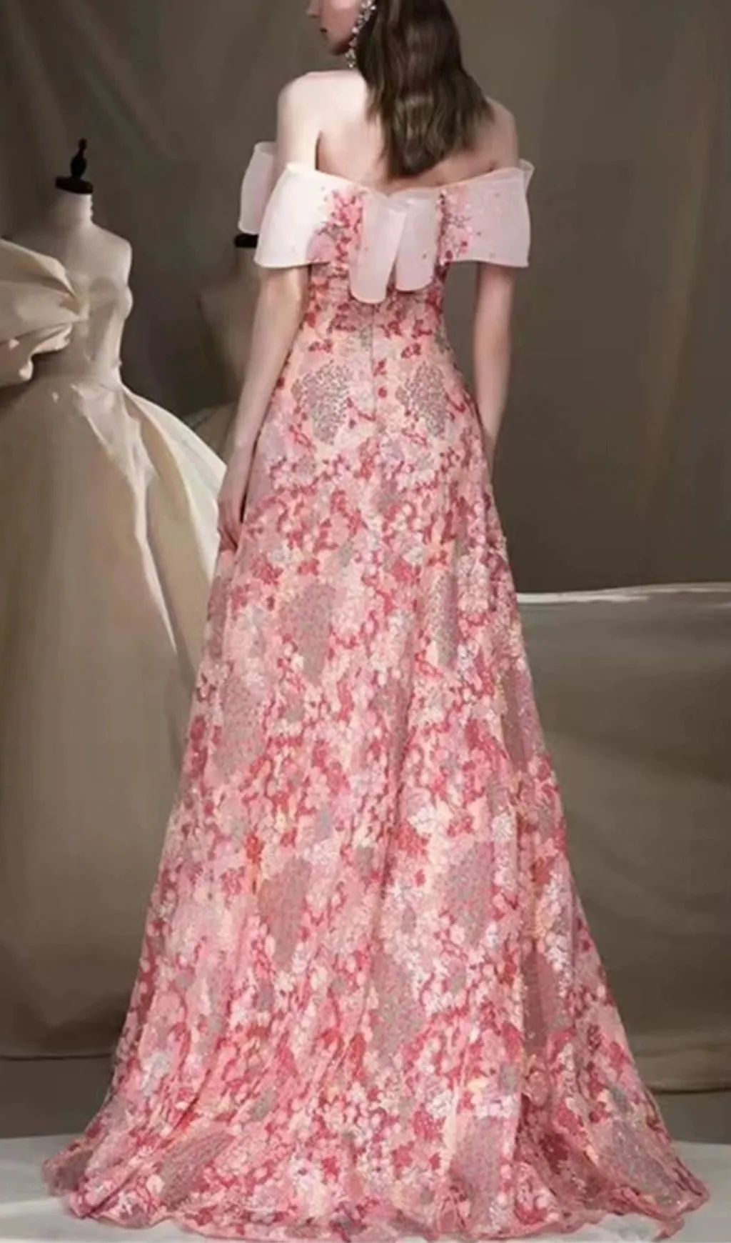 SEQUIN STRAPLESS FLORAL MAXI DRESS Gloria Lanvin