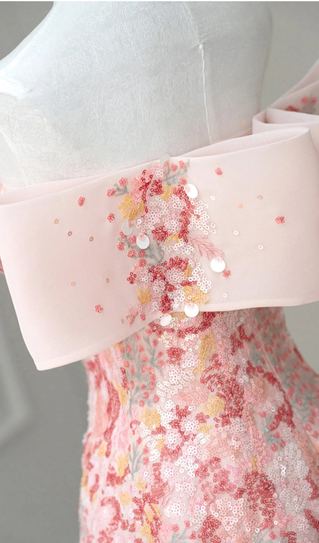 SEQUIN STRAPLESS FLORAL MAXI DRESS Gloria Lanvin