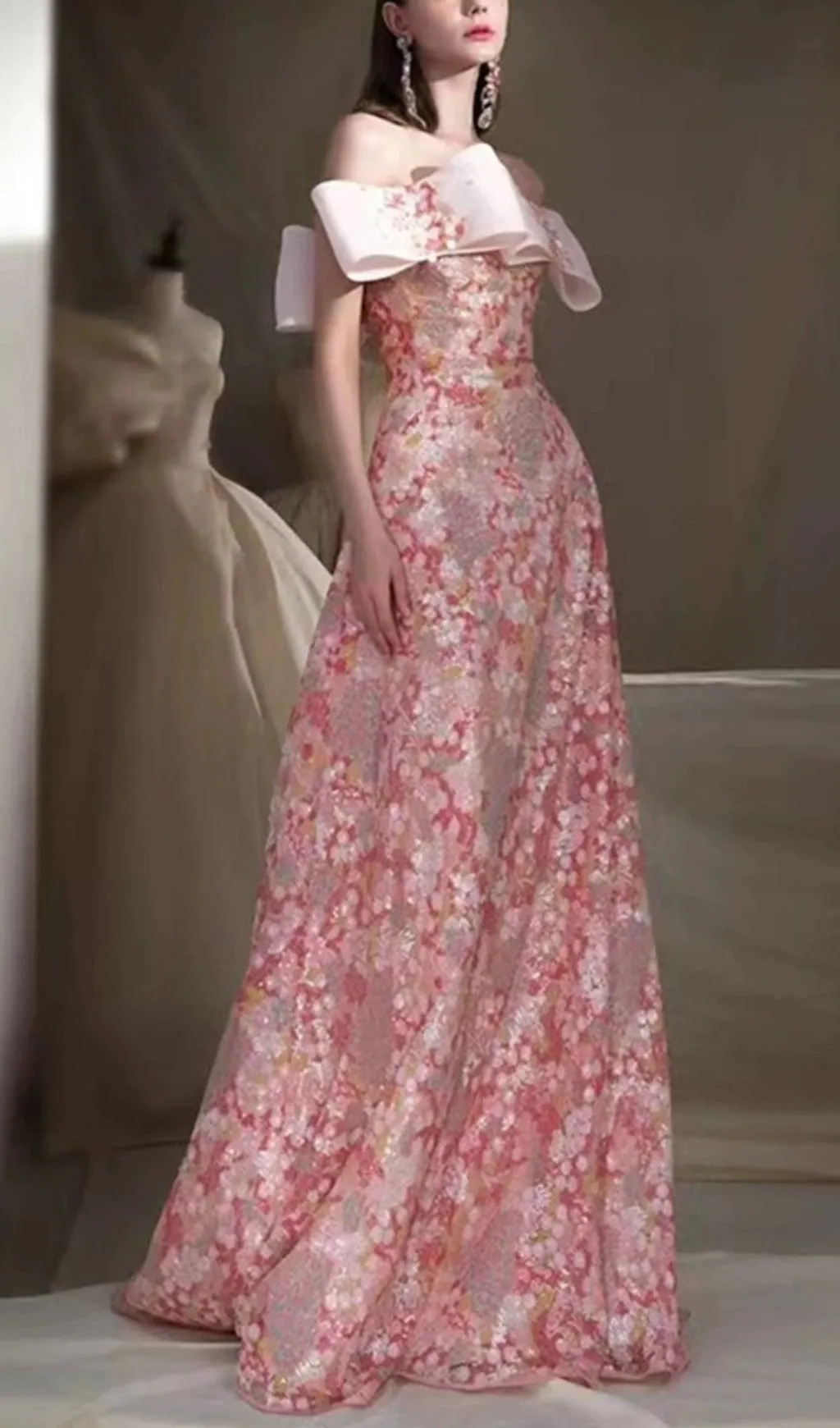 SEQUIN STRAPLESS FLORAL MAXI DRESS Gloria Lanvin