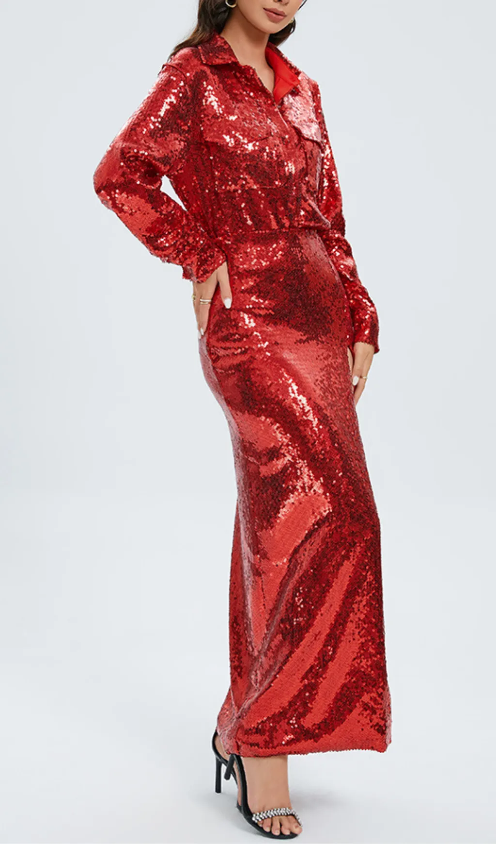 SEQUINED CHEST-HUGGING VEST AND HIP-HUGGING TWO-PIECE SET Gloria Lanvin