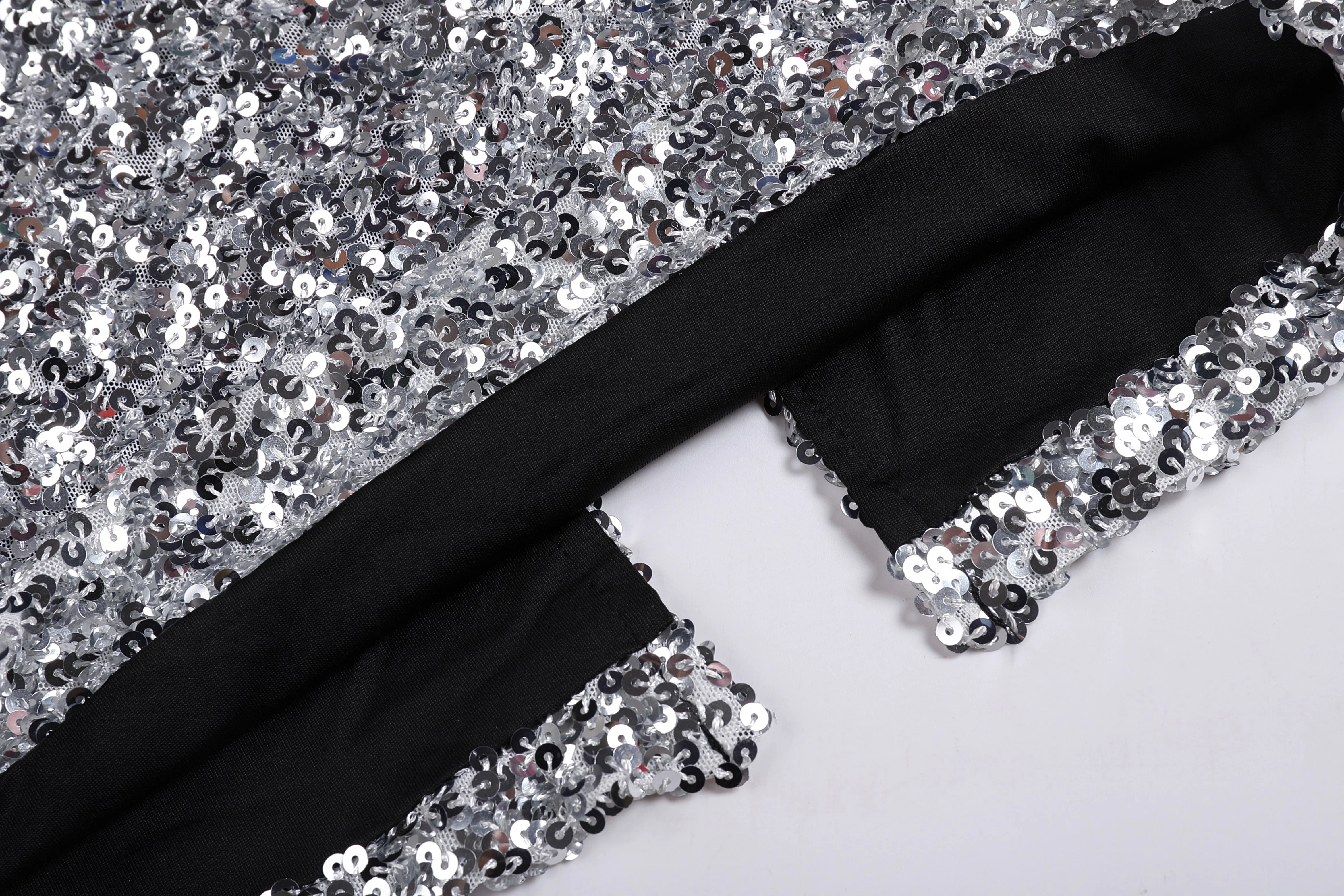 SEQUINED FEATHER SLIM SUSPENDER DRESS Gloria Lanvin