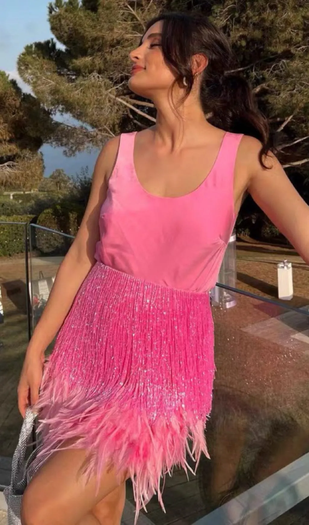SHINY FRINGE FEATHER MINI DRESS IN PINK Gloria Lanvin