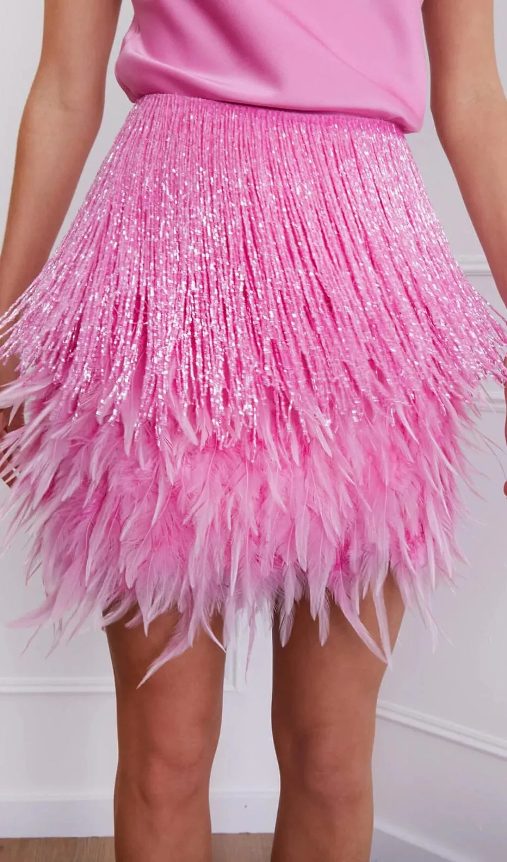SHINY FRINGE FEATHER MINI DRESS IN PINK Gloria Lanvin