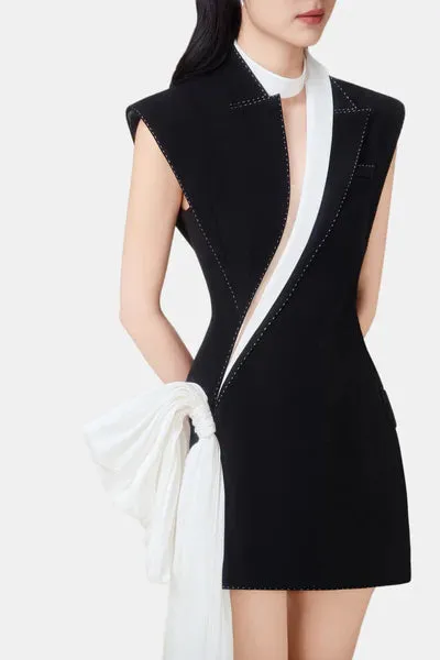 Shoulder Pad Black mini Dress Gloria Lanvin