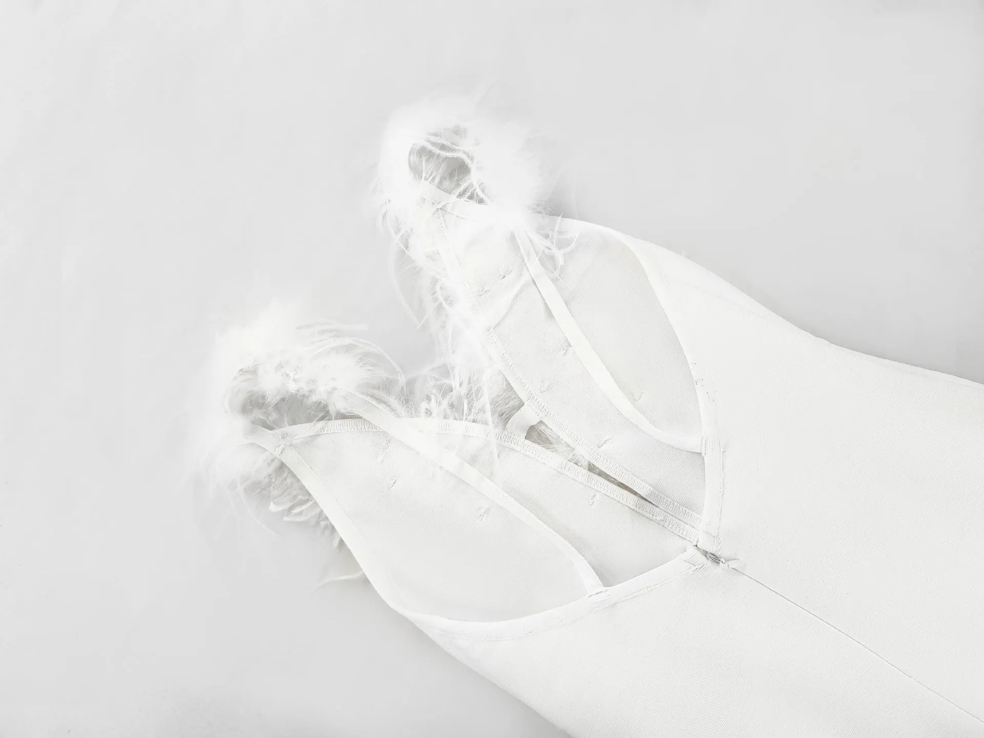 SIBYL FEATHER SLEEVELESS MIDI DRESS IN WHITE Gloria Lanvin