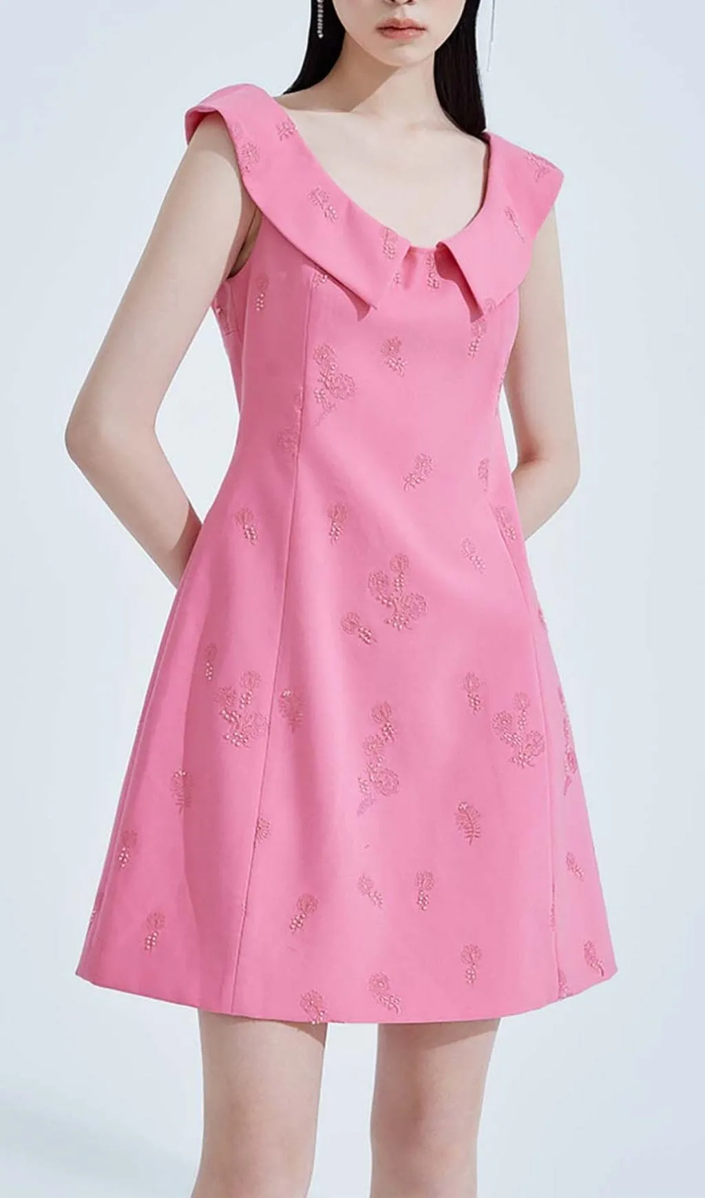 SLEEVELESS EMBROIDERED MINI DRESS IN PINK Gloria Lanvin