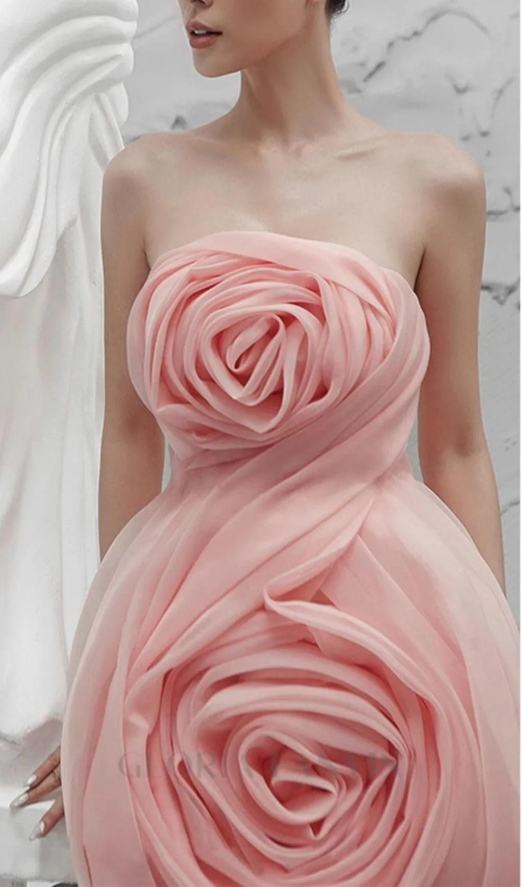 STRAPLESS 3D FLOWER MINI DRESS IN PINK Gloria Lanvin