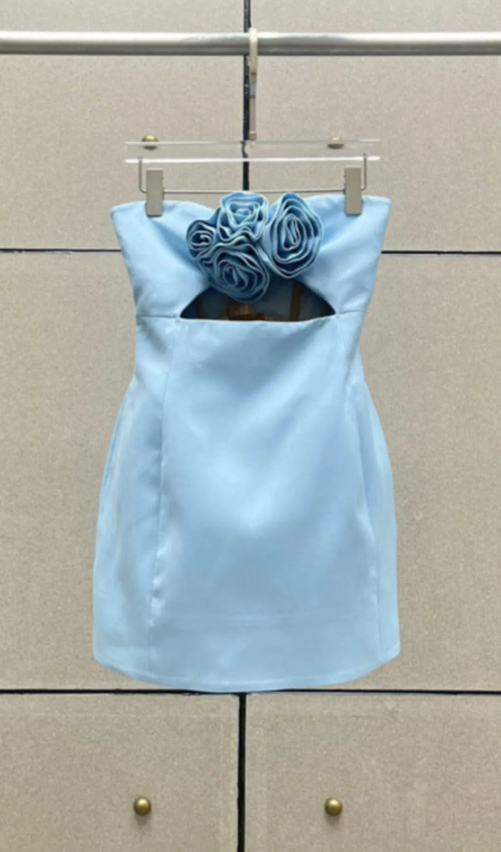 STRAPLESS CUTOUT MINI DRESS IN BLUE Gloria Lanvin