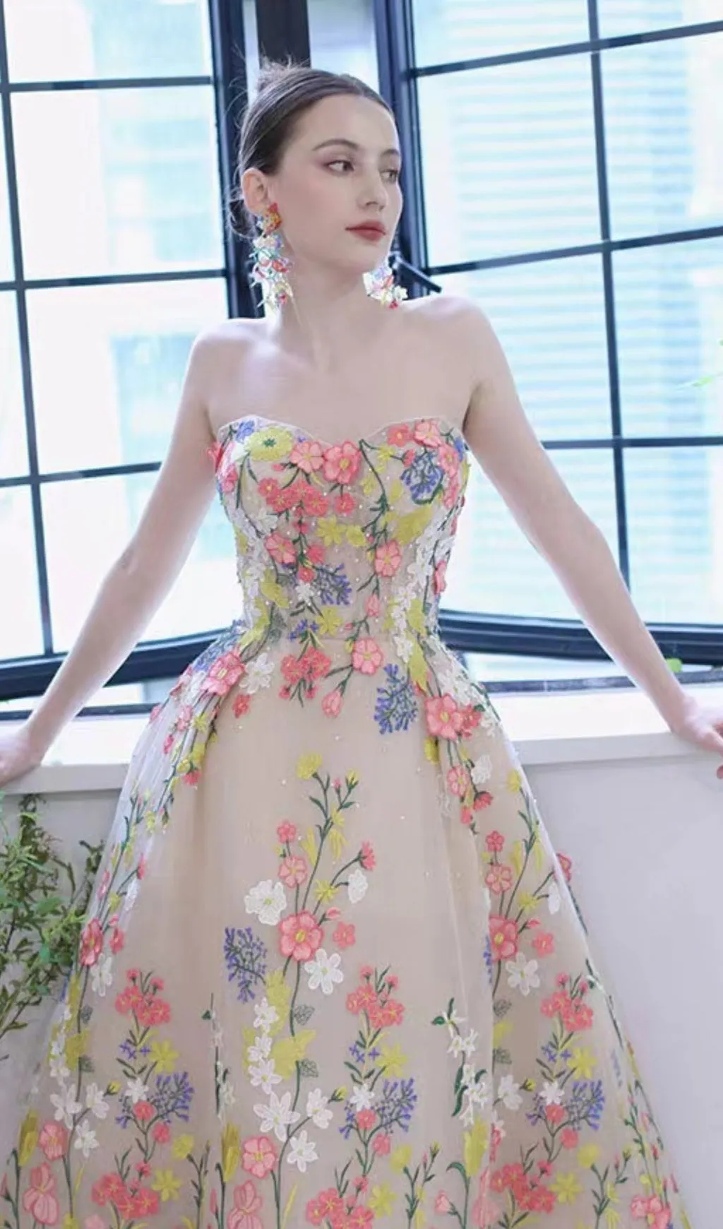 STRAPLESS TEA LENGTH FLORAL MIDI DRESS Gloria Lanvin