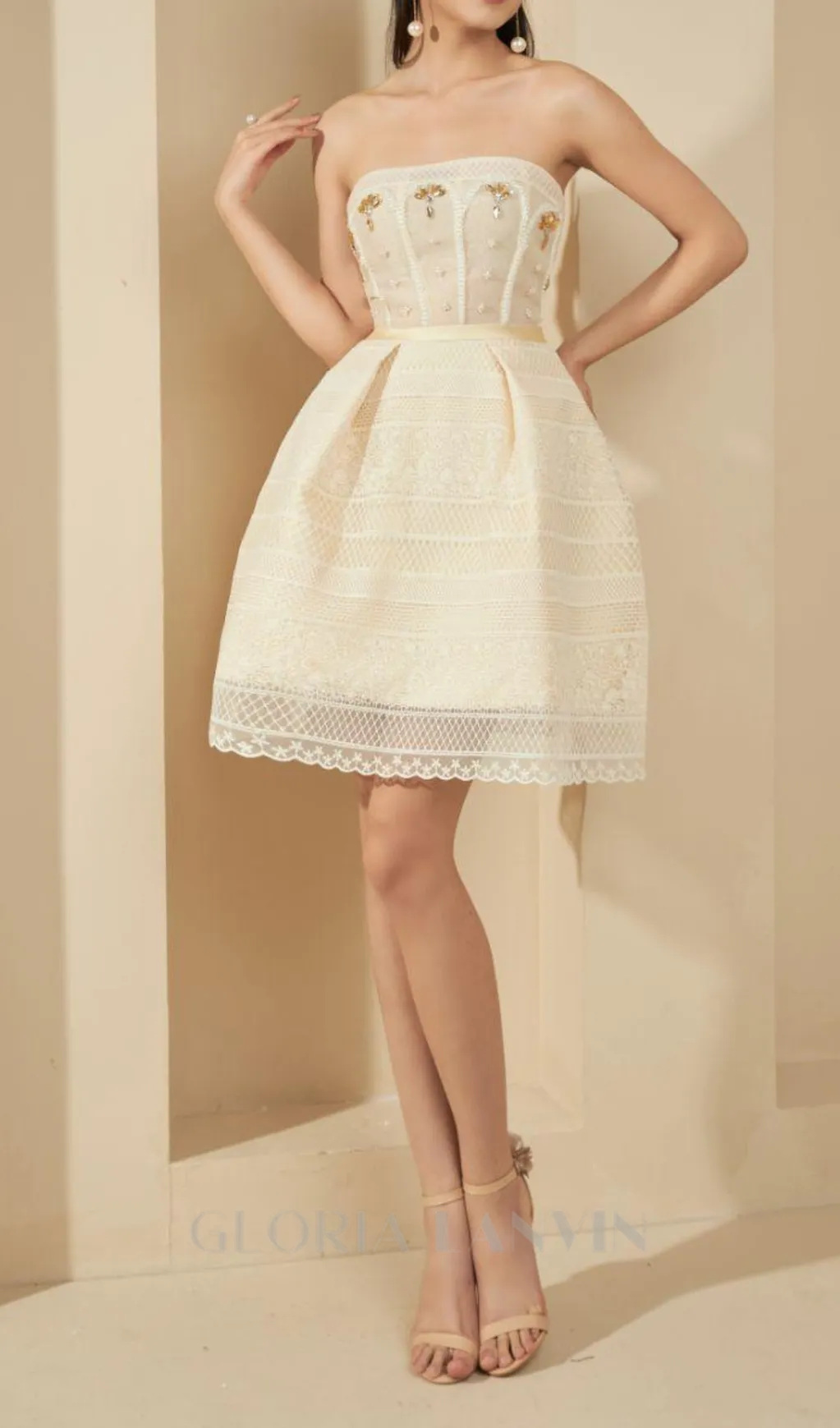 TERESA BEIGE A-LINE STRAIGHT ACROSS NECK LACE MINI DRESS Gloria Lanvin