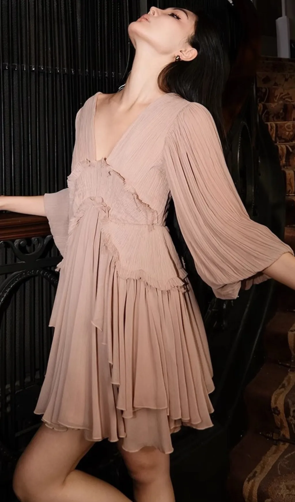 V-neck lantern sleeve pleated midi dress in pale coffee Gloria Lanvin