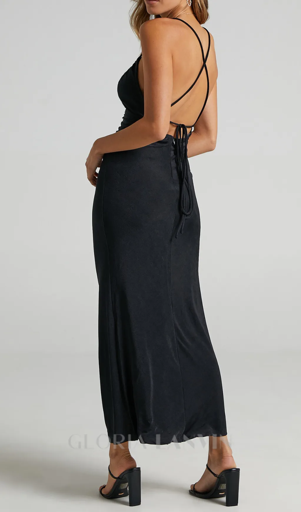 v-neckline pleated bodycon maxi dress in black Gloria Lanvin