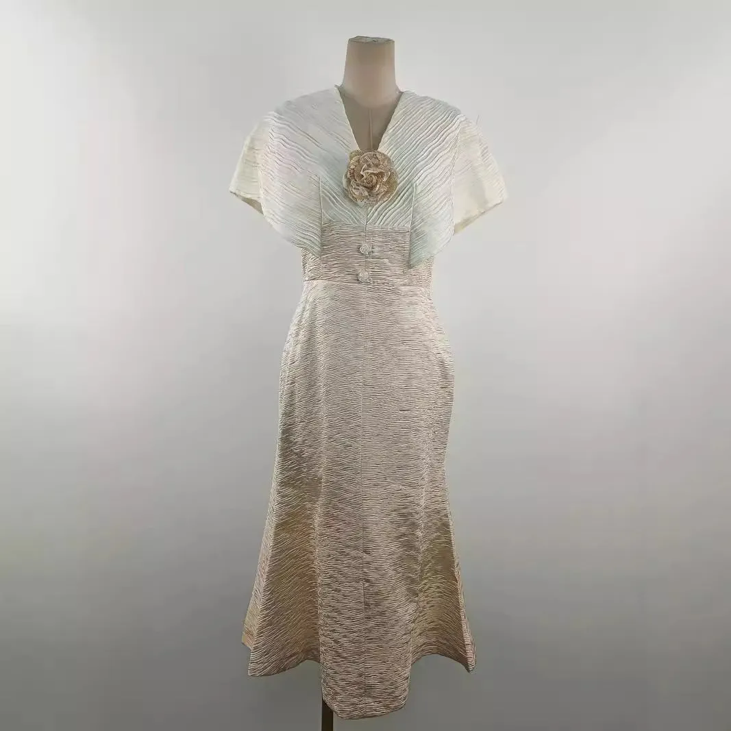 VENUS CHAMPAGNE STITCHED V-NECK HIGH-WAISTED FISHTAIL MIDI DRESS Gloria Lanvin