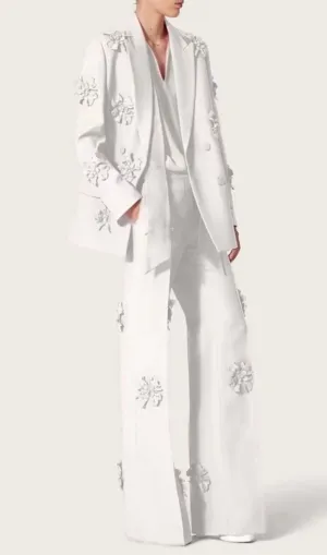 WHITE DOUBLE-BREASTED DIMENSIONAL FLOWER SUIT Gloria Lanvin