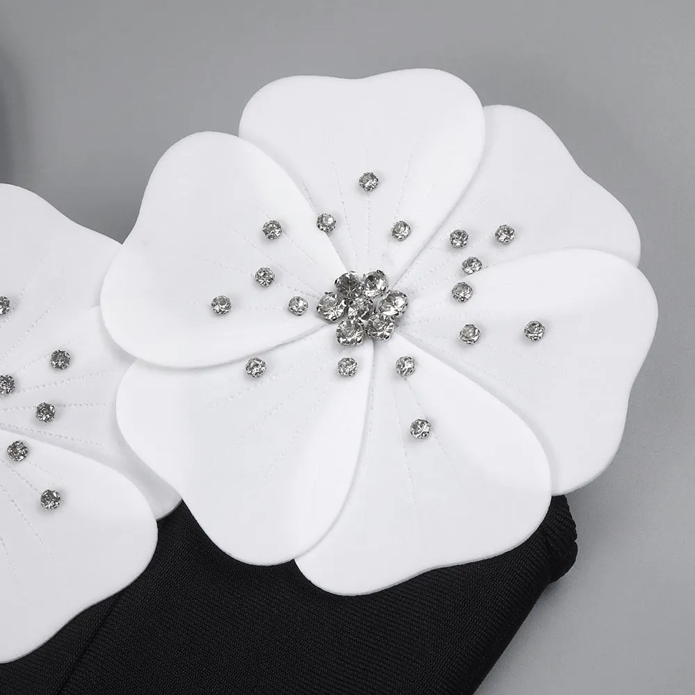 WHITE FLOWER EMBELLISHED MAXI DRESS IN BLACK Gloria Lanvin