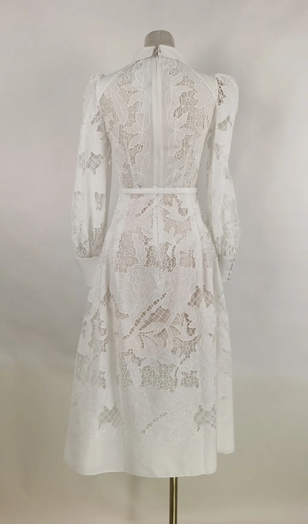 WHITE LACE EMBROIDERED FULL HEM MIDI DRESS Gloria Lanvin