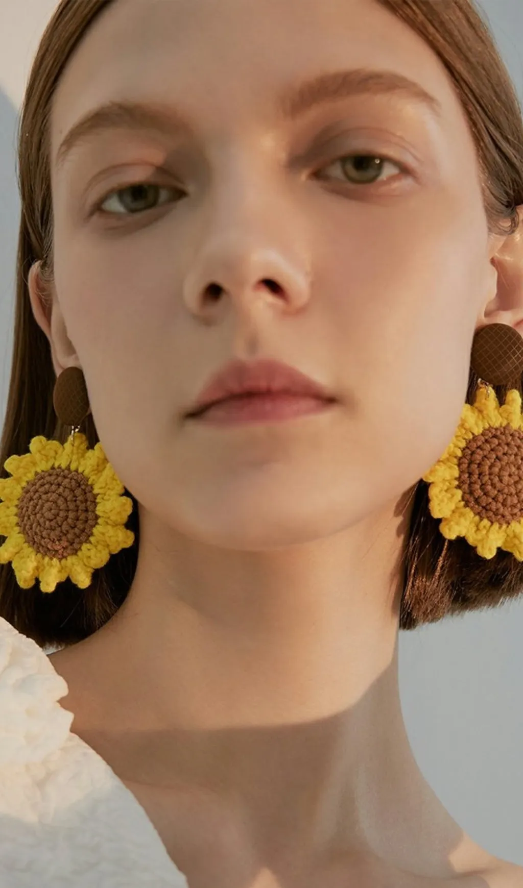 YELLOW BRAIDED FLOWER WOOL EARRINGS Gloria Lanvin