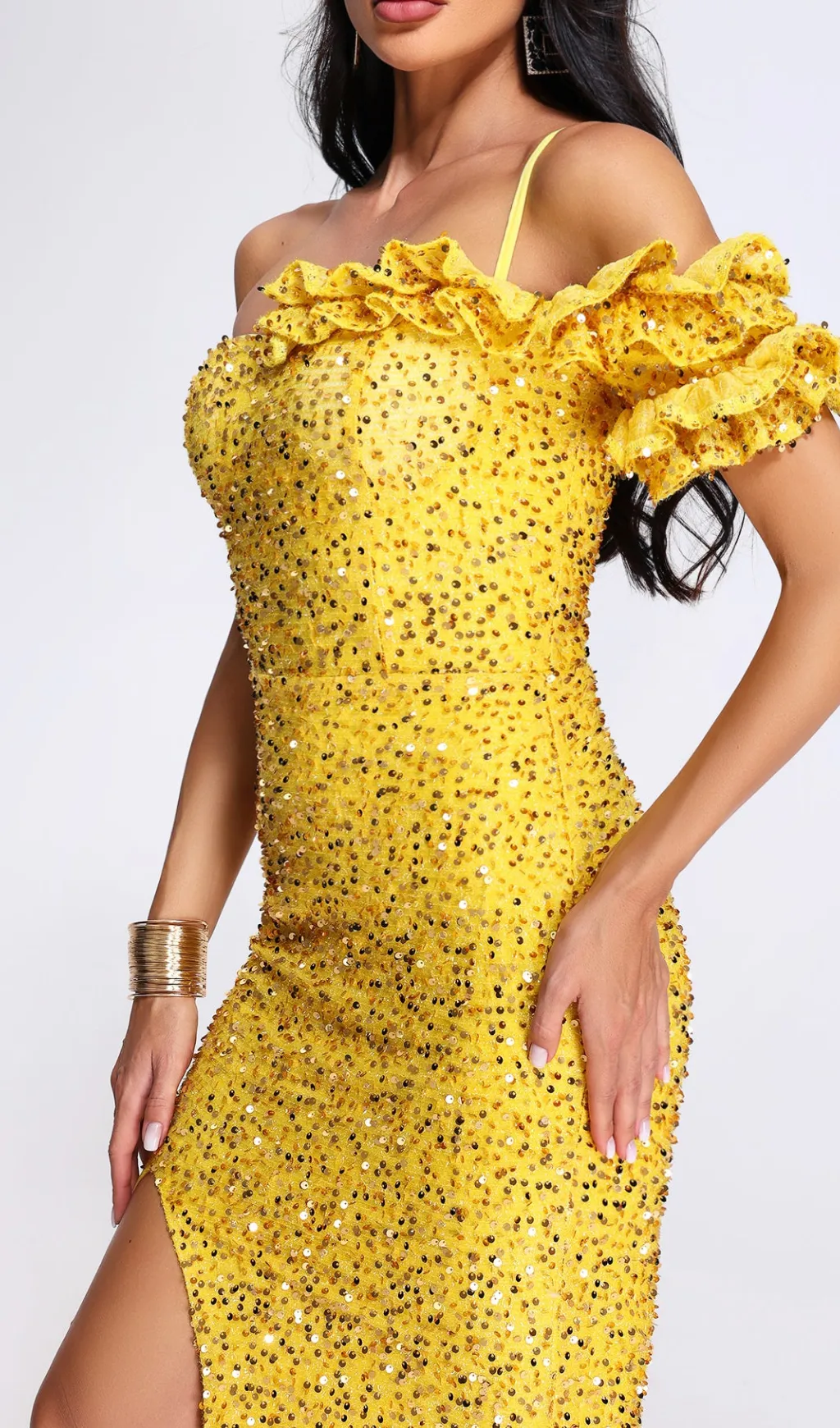 YELLOW ONE SHOULDER SEQUINED SLIT MAXI DRESS Gloria Lanvin