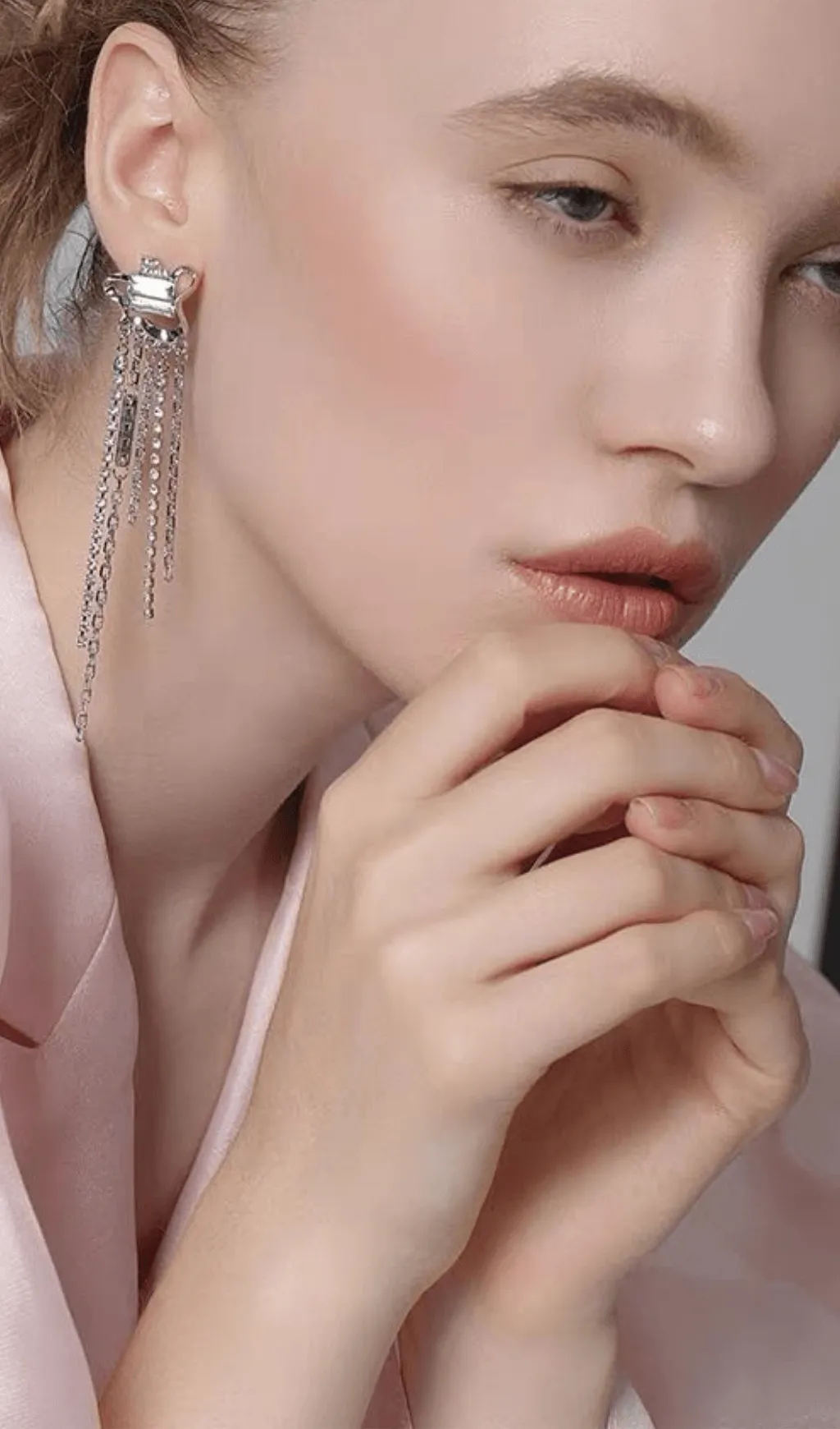 ZIRCON TASSEL EARRINGS Gloria Lanvin